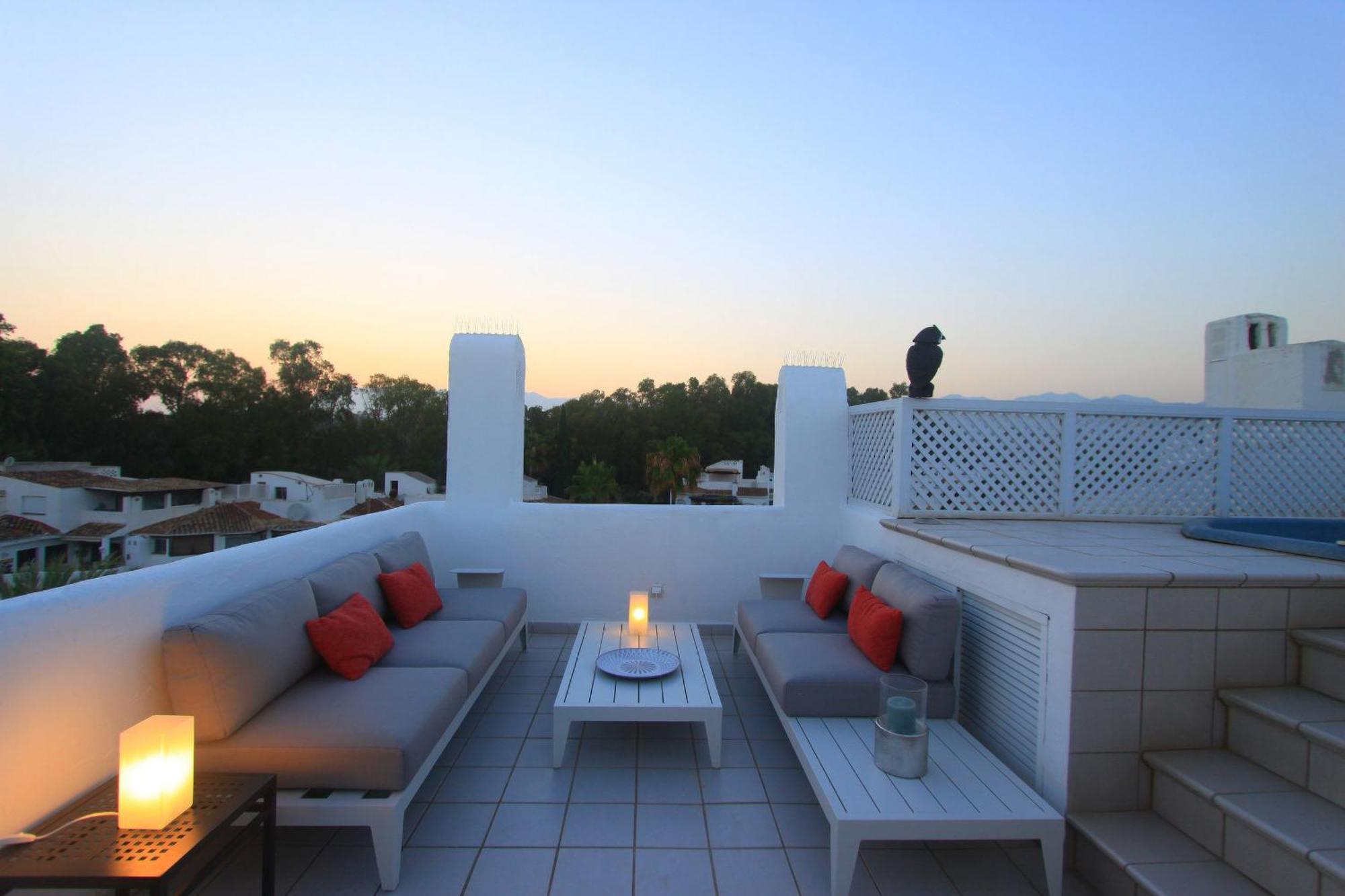 1080 Beachfront Penthouse 3 Floors Jacuzzi 2 Pools Wifi Roof Terrace Marbella Exterior foto