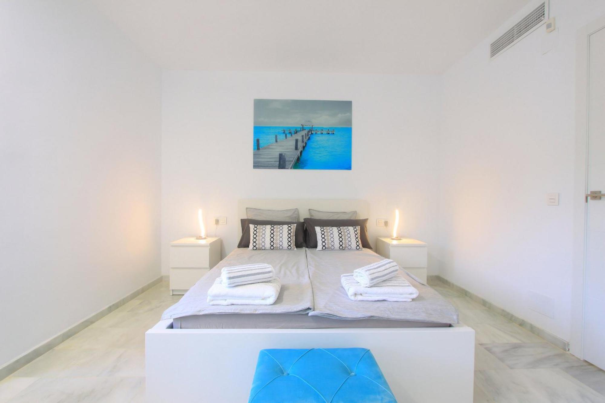 1080 Beachfront Penthouse 3 Floors Jacuzzi 2 Pools Wifi Roof Terrace Marbella Exterior foto